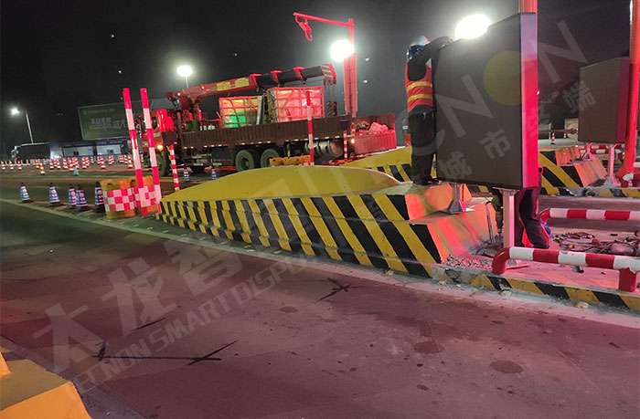 led燈桿屏|智慧燈桿屏|led廣告機|智慧路燈屏|戶外LED廣告機|燈桿屏|智慧燈桿|智慧路燈 led燈桿屏|智慧燈桿屏|led廣告機|智慧路燈屏|戶外LED廣告機|燈桿屏|智慧燈桿|智慧路燈